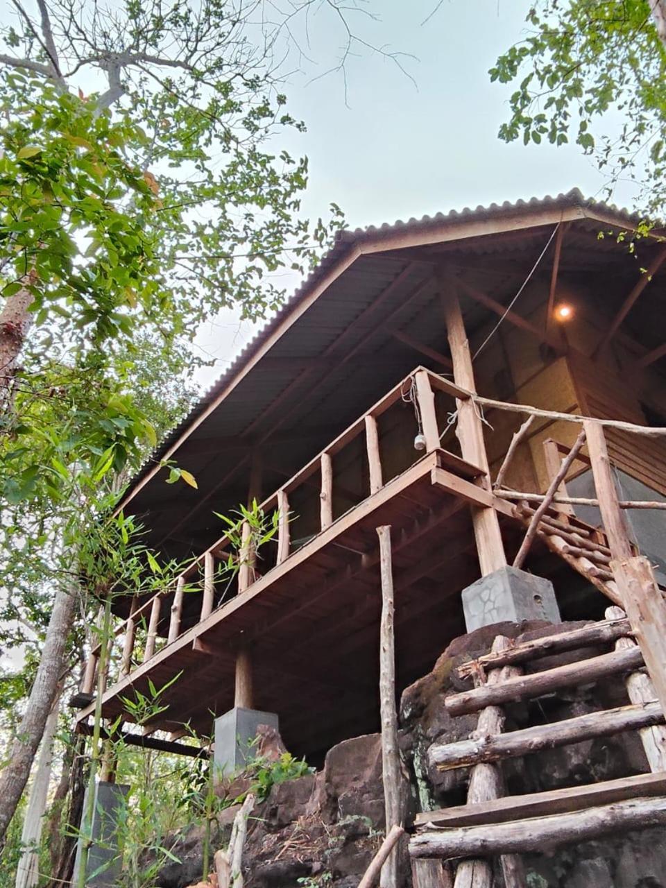Fandee Island Treehouses & Ziplines - Tad Lo, Bolaven Loop Pakse Ban Kiangtat Экстерьер фото
